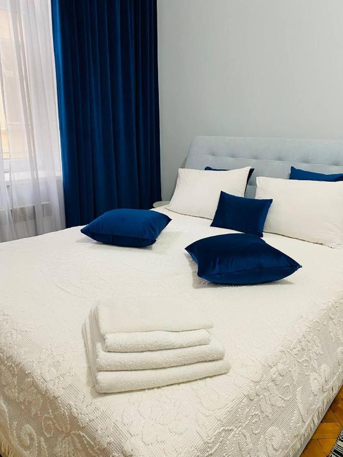 Centr Opera House 2 Rooms إلفيف المظهر الخارجي الصورة